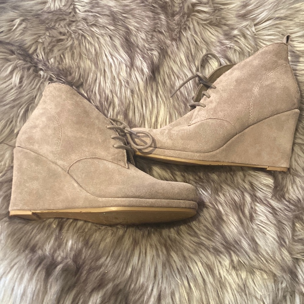 DV Dolce Vita wedges